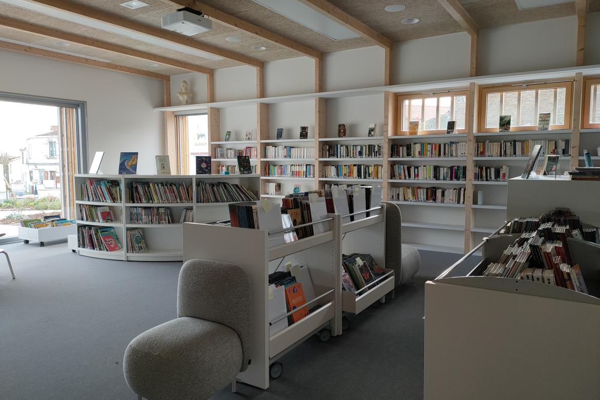 Médiathèque "Au fil des pages"